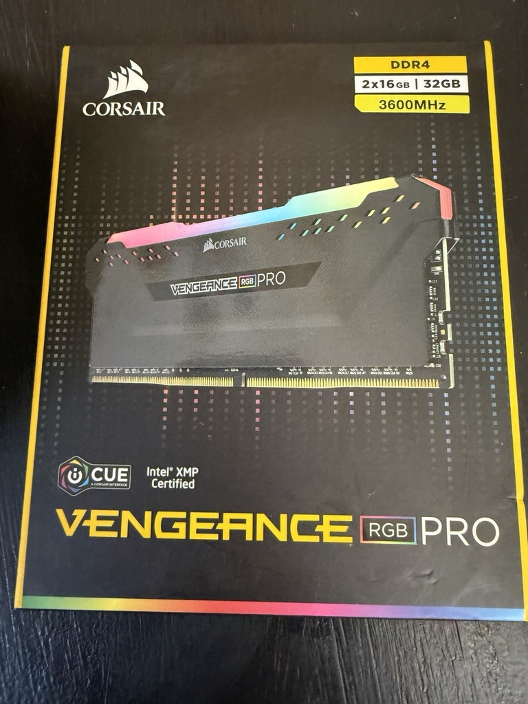 Corsair DDR4 RGB PRO 16GB (1x16) 3600MT/s